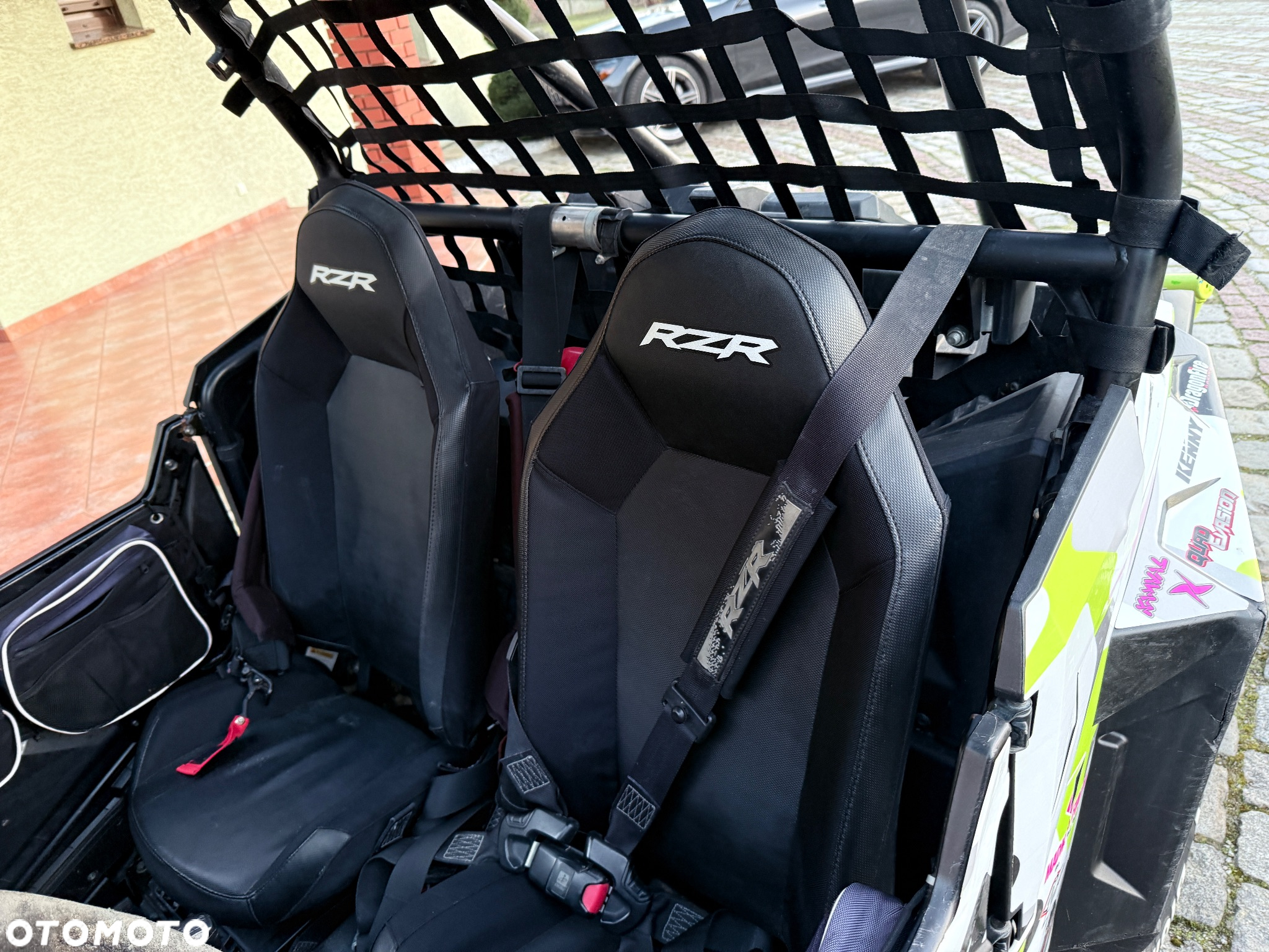Polaris RZR - 11
