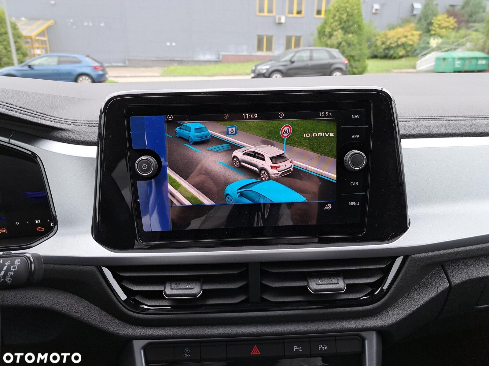 Volkswagen T-Roc 1.5 TSI Life Plus DSG - 23