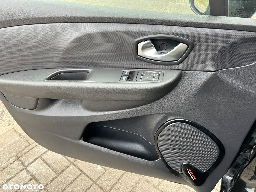 Renault Clio 1.5 dCi Tech Run - 13