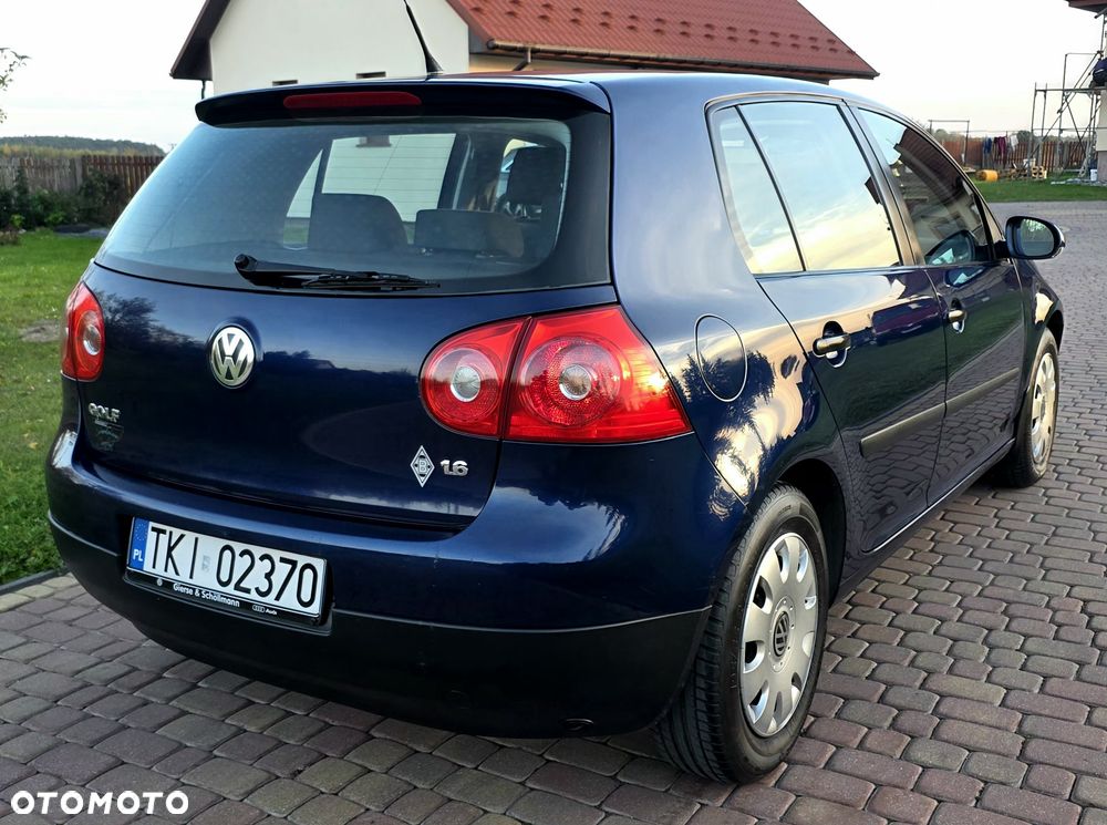 Volkswagen Golf - 8
