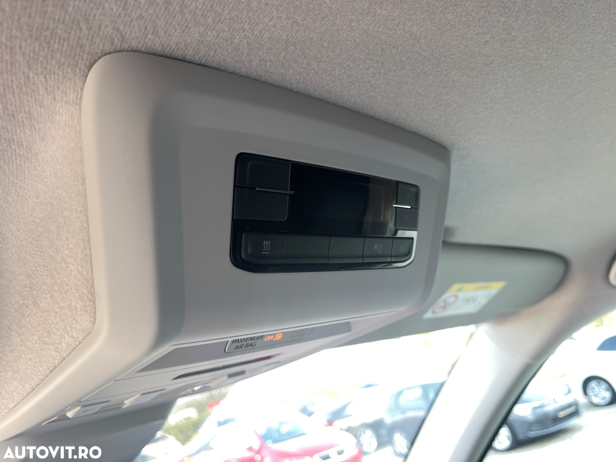 Volkswagen Transporter 2.0TDI LUNG USI SPATE 2CULISANTE - 36