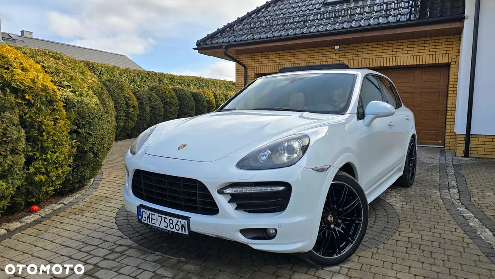 Porsche Cayenne - 10