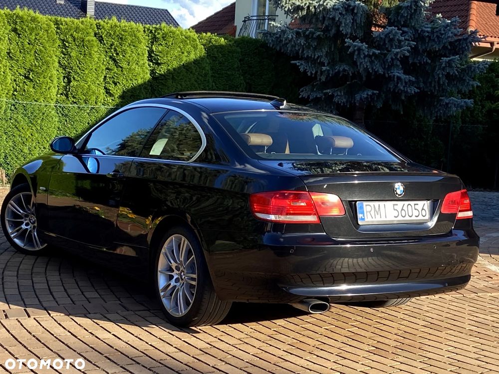 BMW Seria 3 320d - 10