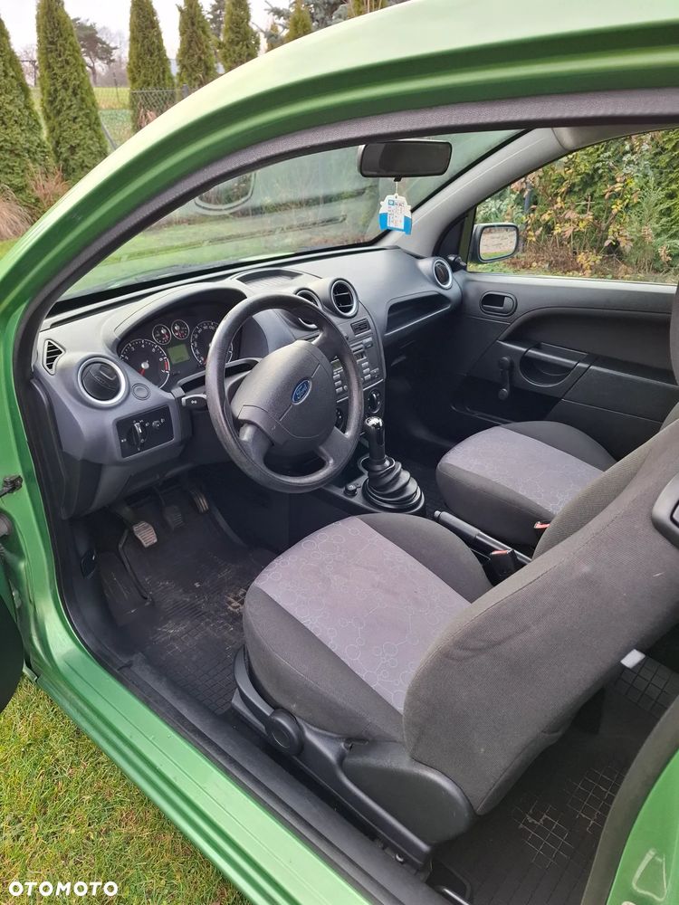 Ford Fiesta 1.3 - 7