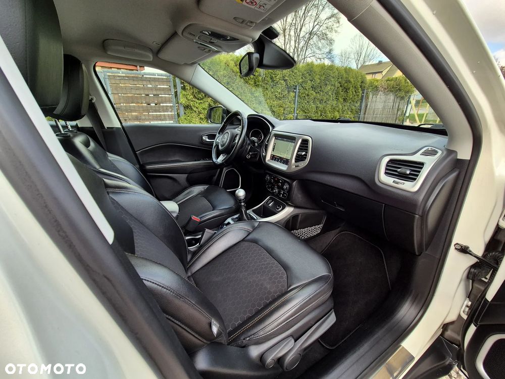 Jeep Compass 1.4 MultiAir Business Line - 37