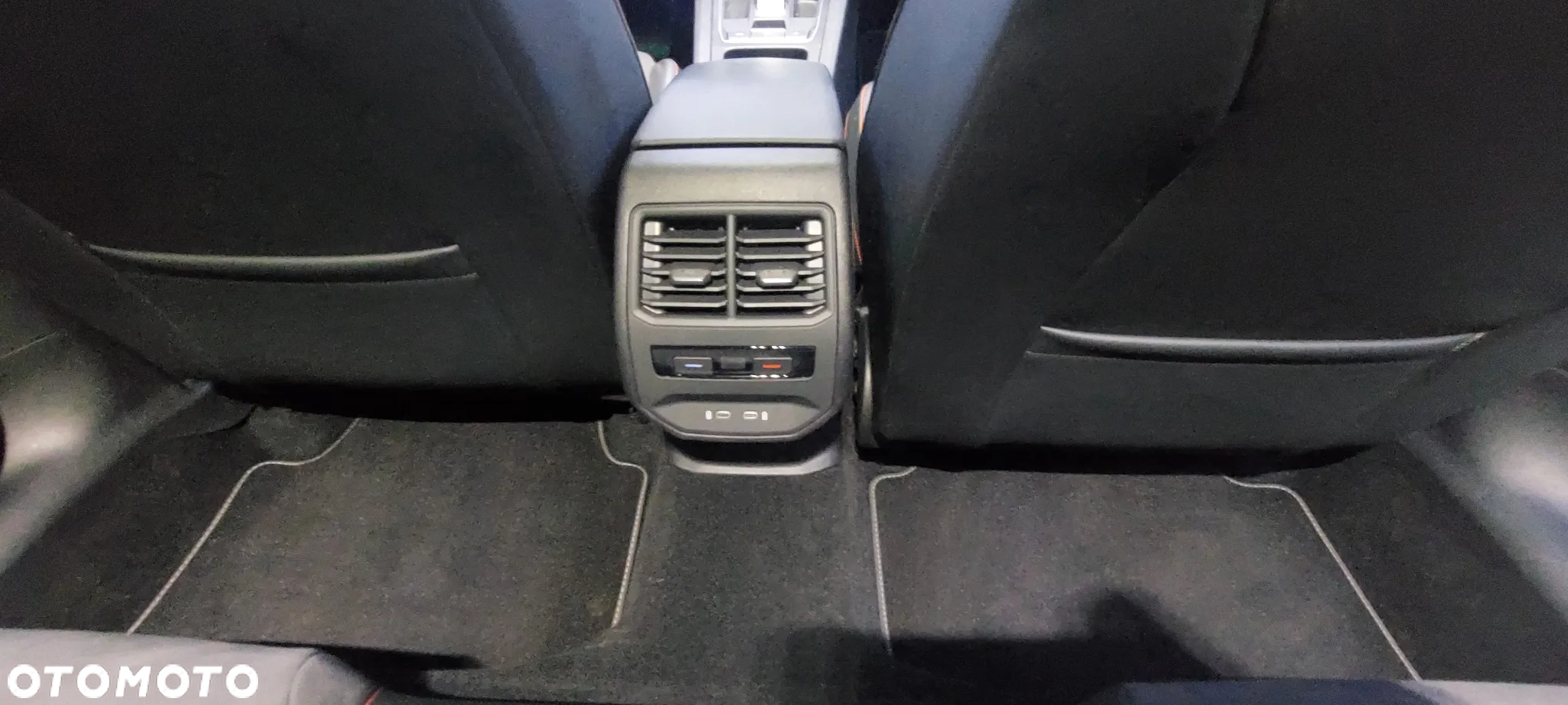 Seat Leon 1.4 e-Hybrid DSG FR - 15