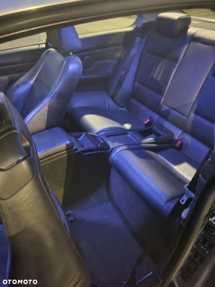 BMW Seria 3 325i - 10