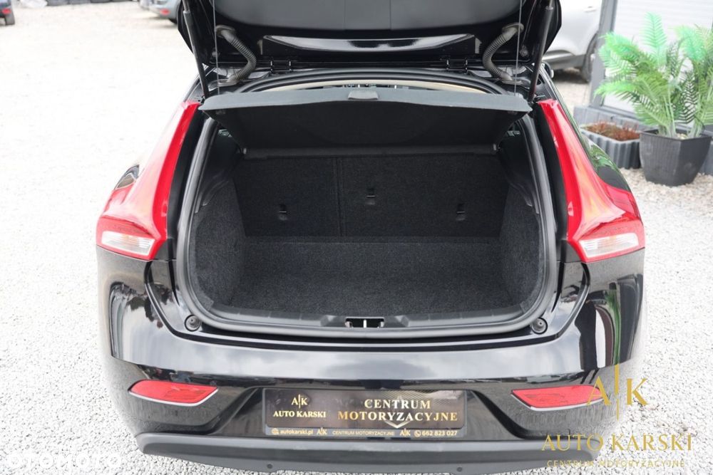 Volvo V40 - 35