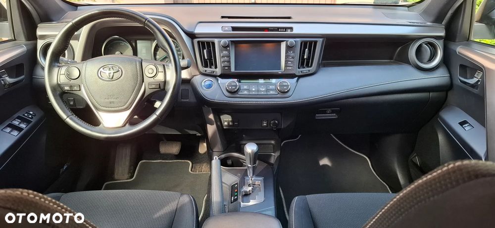 Toyota RAV4 - 14