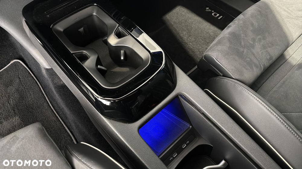Volkswagen ID.4 - 16
