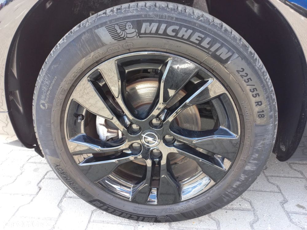 Opel Grandland 1.2 T GS S&S - 9