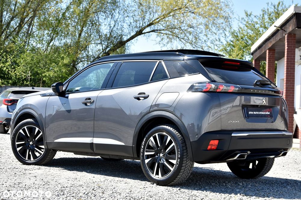 Peugeot 2008 PureTech 130 EAT8 GT - 5