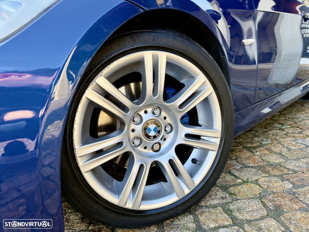 BMW 320 d Navigation Sport - 14