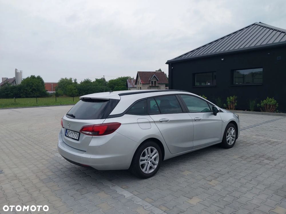 Opel Astra 1.2 T Edition S&S - 5
