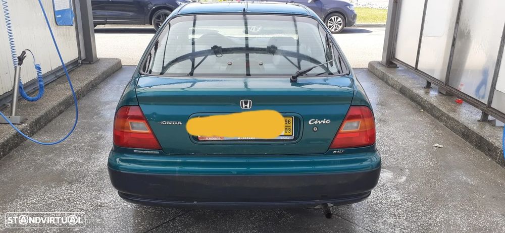 Honda Civic 1.5i - 2