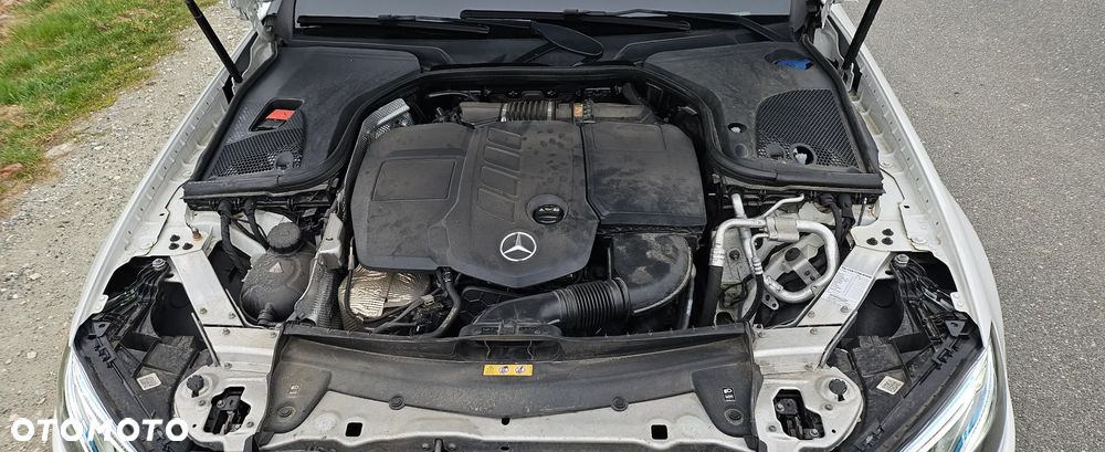 Mercedes-Benz Klasa E 220 d 4Matic 9G-TRONIC AMG Line - 30