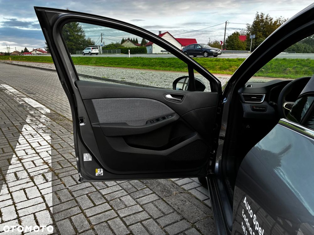 Renault Clio - 9