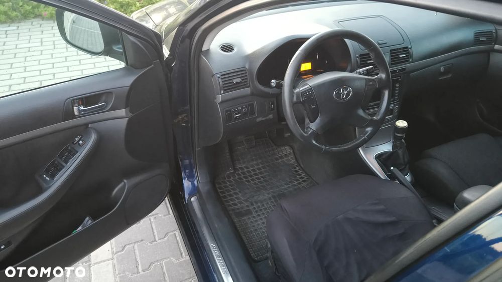Toyota Avensis 2.0 D-4D Sol - 16