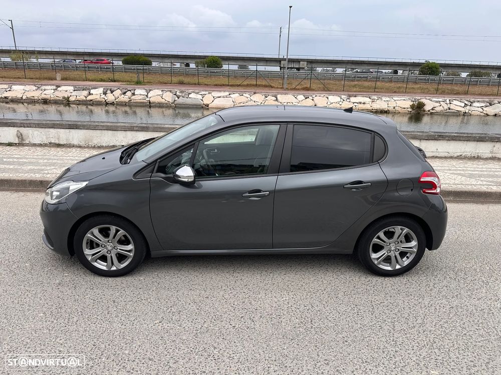 Peugeot 208 1.4 HDi SE Style - 7