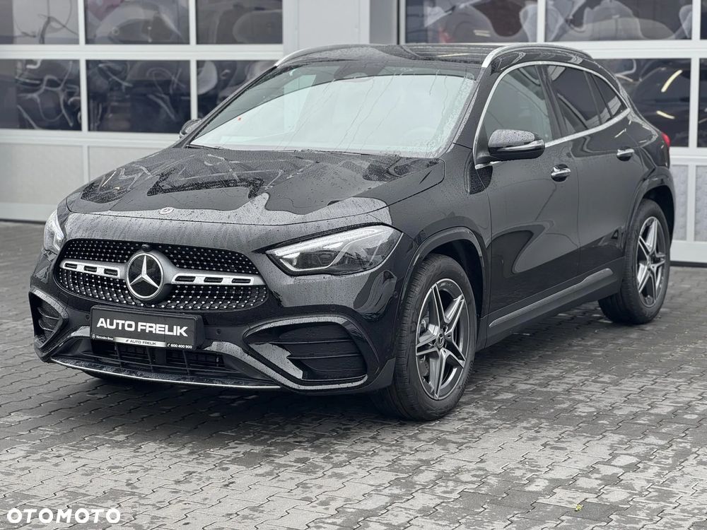 Mercedes-Benz GLA 200 AMG Line - 4