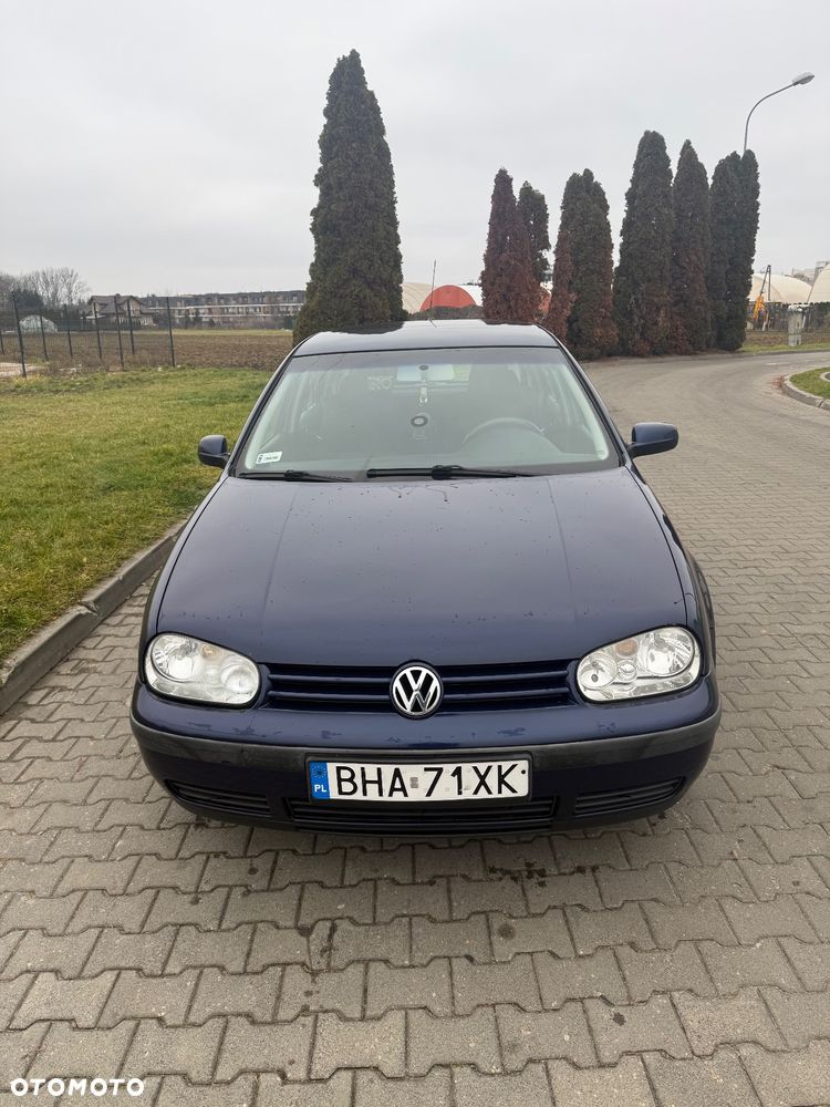 Volkswagen Golf 1.4 Basis - 1
