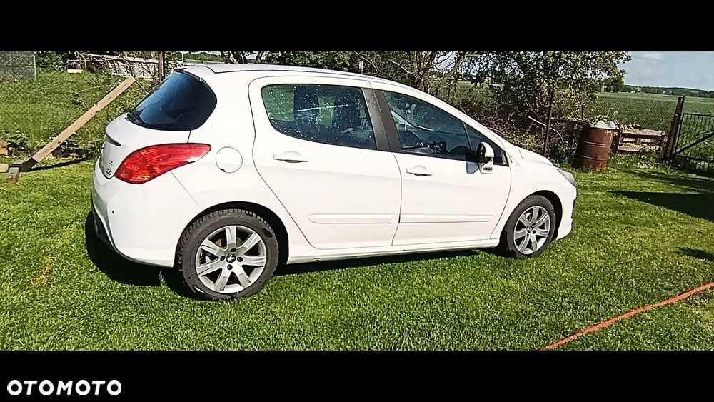 Peugeot 308 1.6 HDi Premium - 14