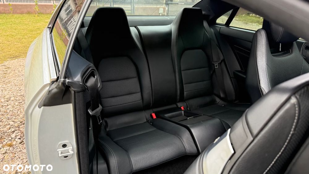 Mercedes-Benz Klasa E E-Klasse Coupe Avantgarde - 33