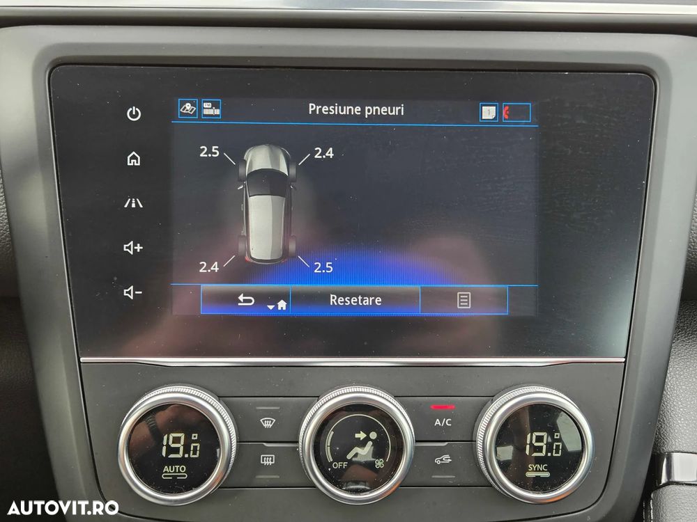 Renault Kadjar BLUE dCi 115 BUSINESS EDITION - 28