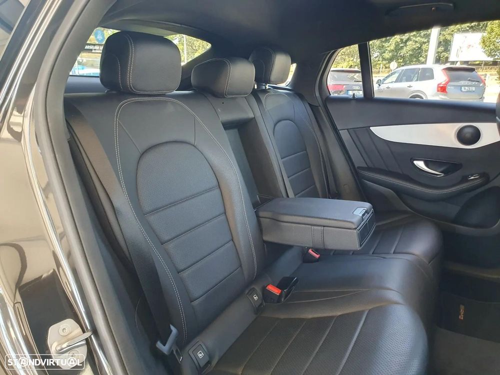 Mercedes-Benz GLC 300 - 20
