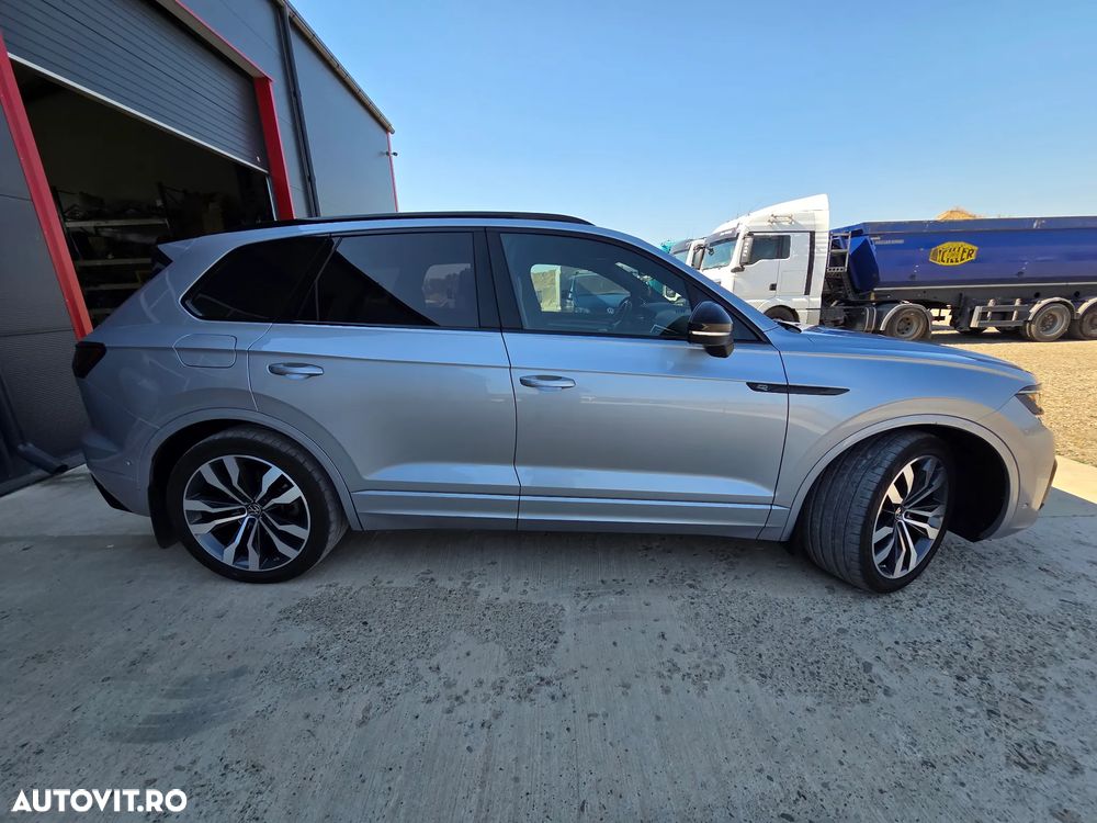 Volkswagen Touareg V6 TDI 4MOTION R-Line - 6