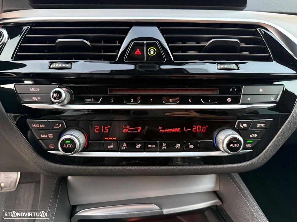 BMW 630 Gran Turismo d xDrive Pack M - 22
