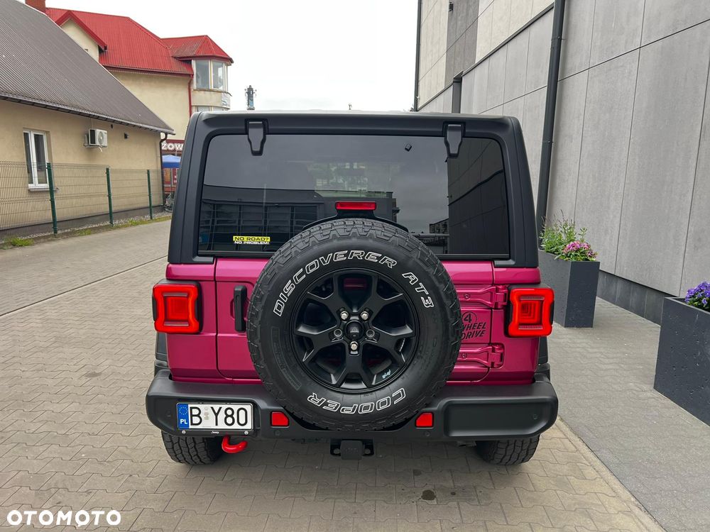 Jeep Wrangler - 4