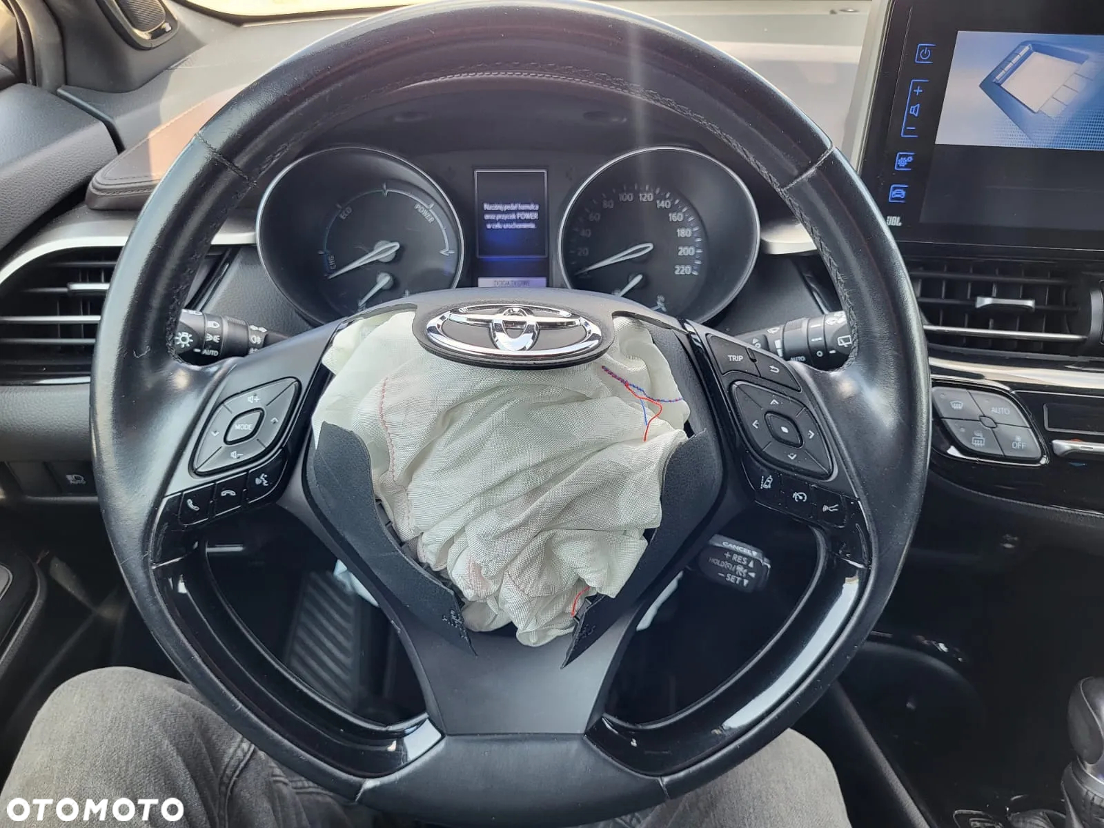 Toyota C-HR - 32