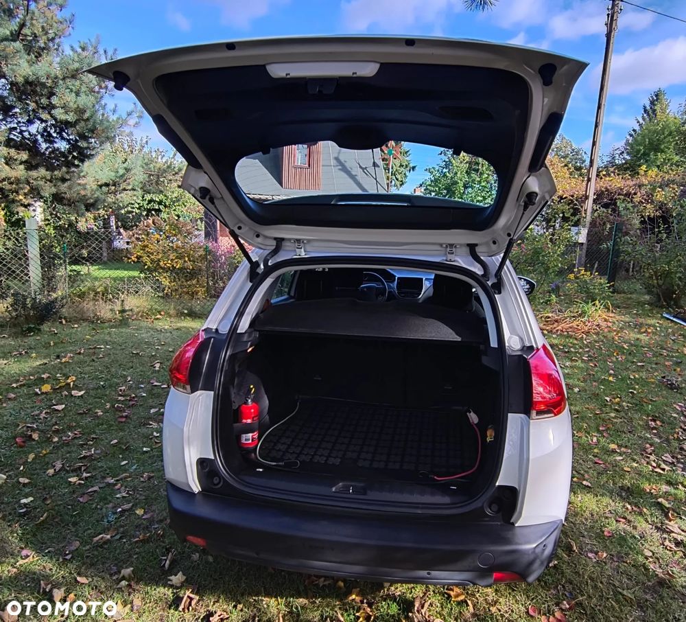 Peugeot 2008 - 13