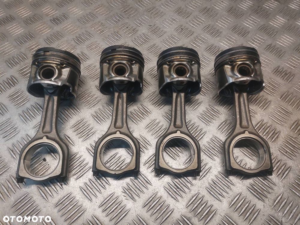 TŁOK + KORBOWÓD  PEUGEOT BIPPER I 1.4 HDI 8HS - 1