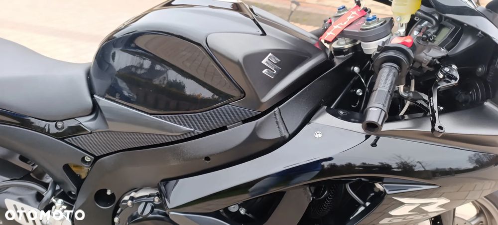 Suzuki GSX-R - 27