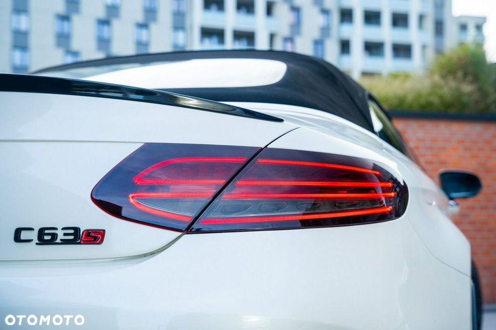 Mercedes-Benz Klasa C AMG 63 S AMG Speedshift 7G-MCT - 41