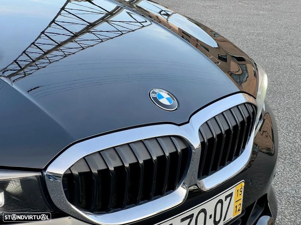 BMW 318 d Touring Line Sport - 8