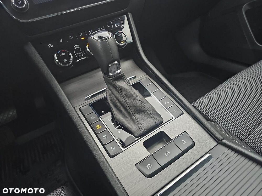 Skoda Superb 1.4 TSI Plug-In Hybrid Style DSG - 18