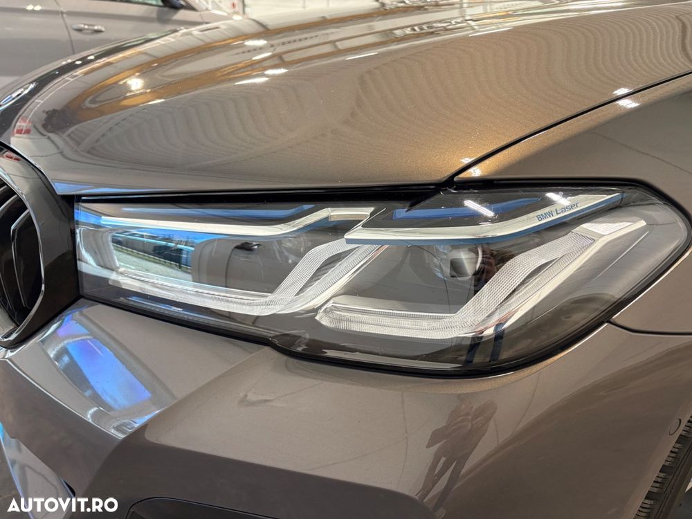 BMW Seria 5 530e Aut. M Sport Edition - 9