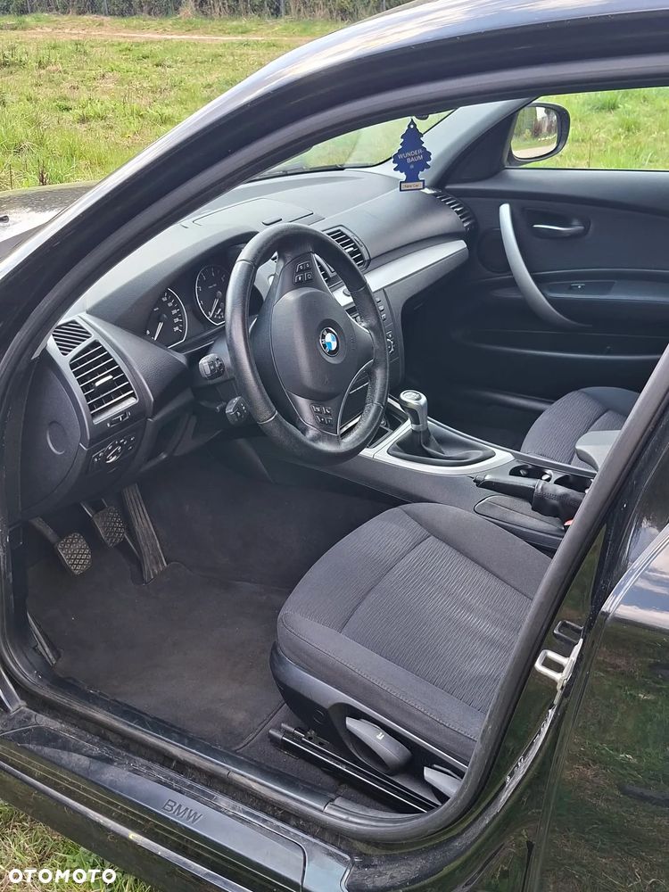BMW Seria 1 - 10