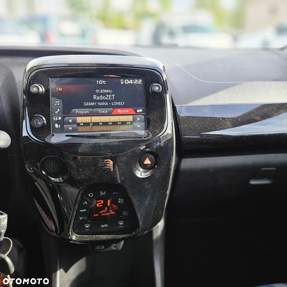 Peugeot 108 - 12