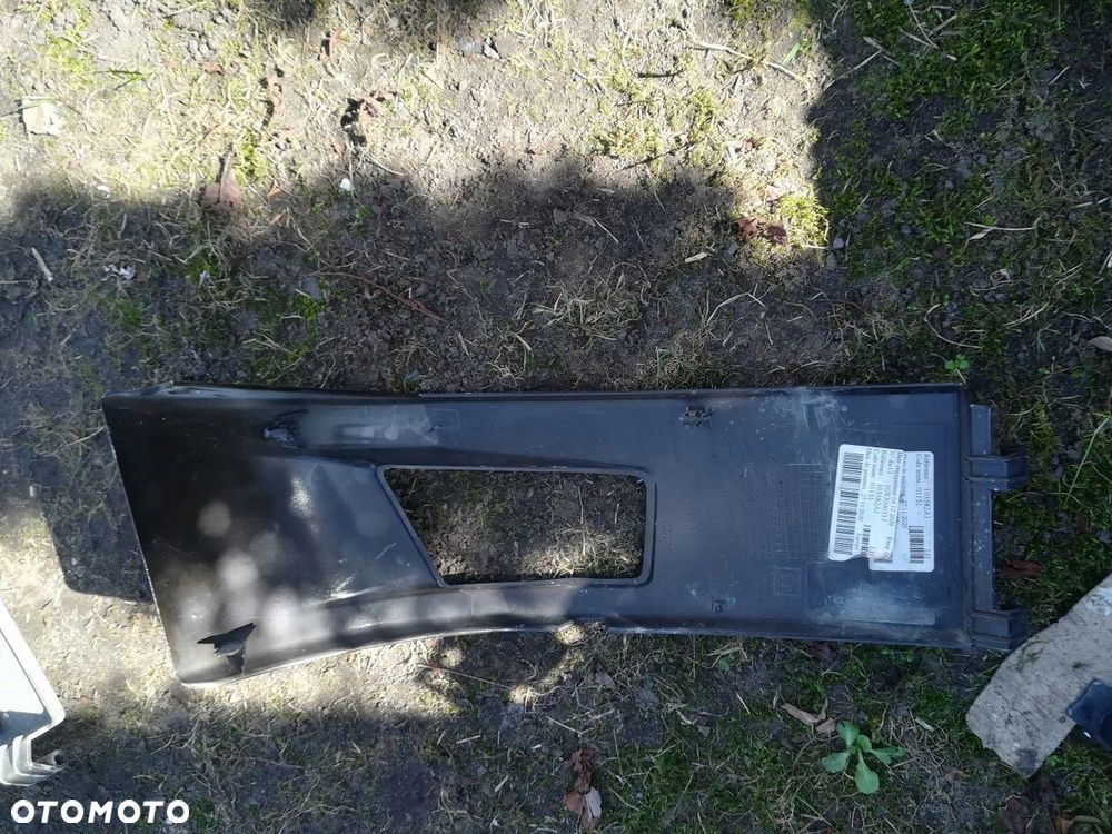 RENAULT RANGE GAMA TRUCK T RAMKA NA HALOGEN LEWY PRZÓD ORYGINAŁ - 2