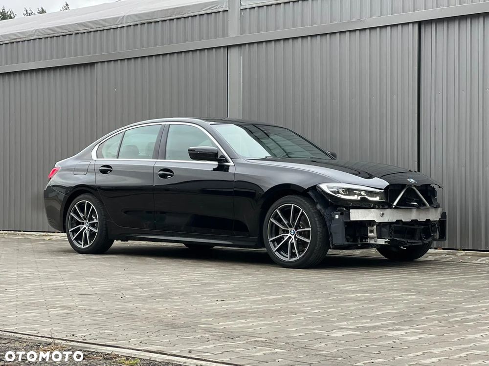 BMW Seria 3 ver-330i-m-sport - 1