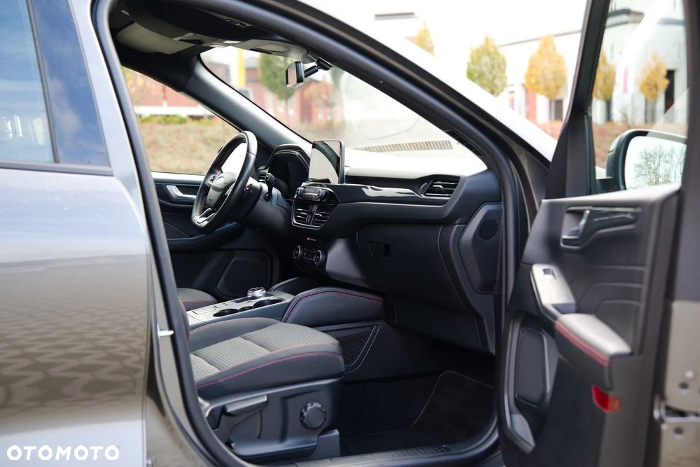 Ford Kuga 2.0 EcoBlue 4x4 ST-LINE - 31