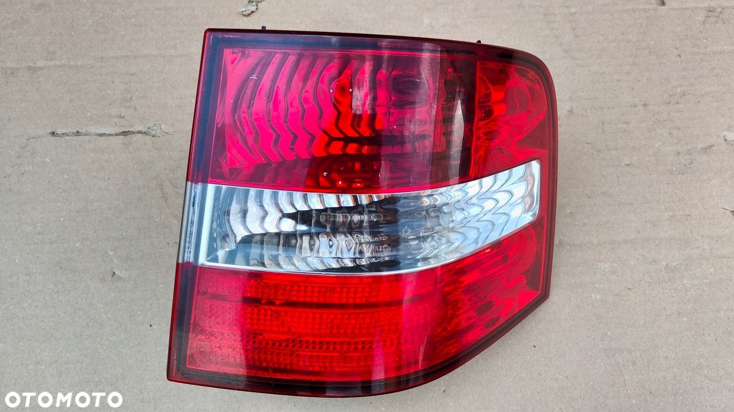 Fiat Stilo SW kombi lampa tylna prawa.Kompletna - 1