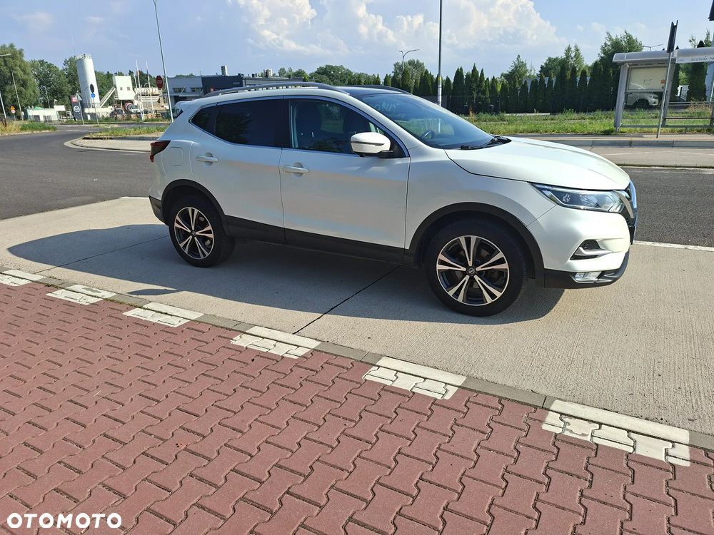 Nissan Qashqai 1.2 DIG-T Tekna EU6 - 3