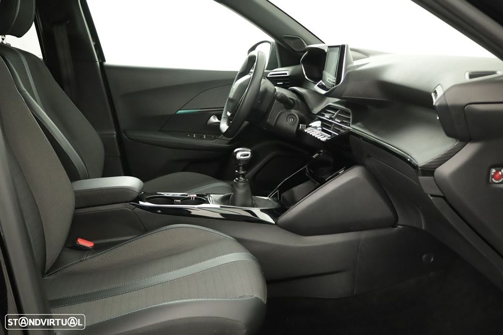 Peugeot 2008 1.2 PureTech Allure - 22