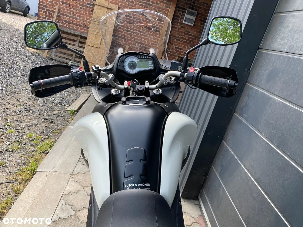 Suzuki V-STROM - 15