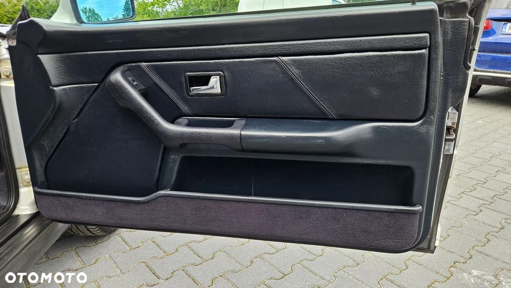 Audi 80 2.0 E - 17